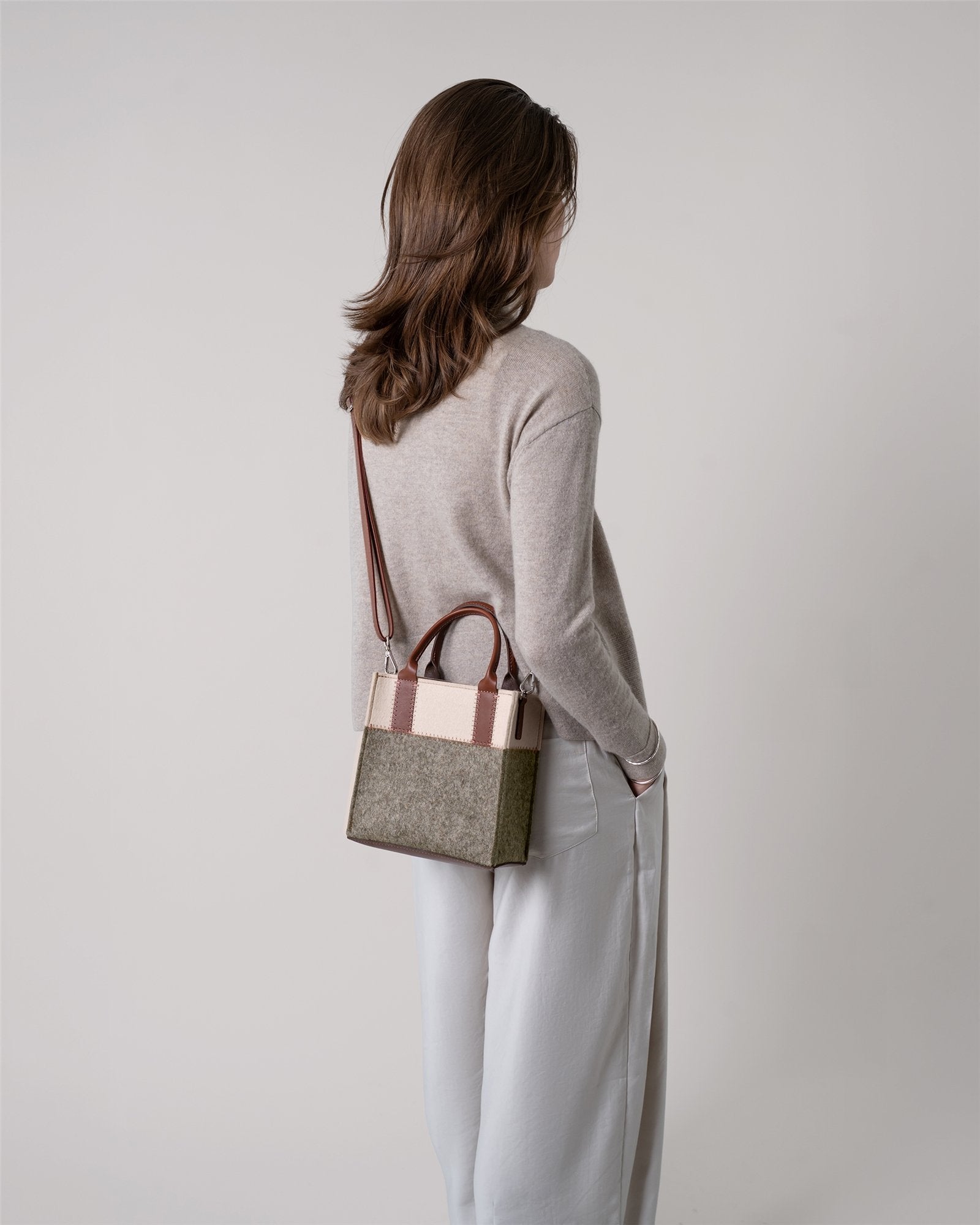 Jaunt Merino Wool Crossbody