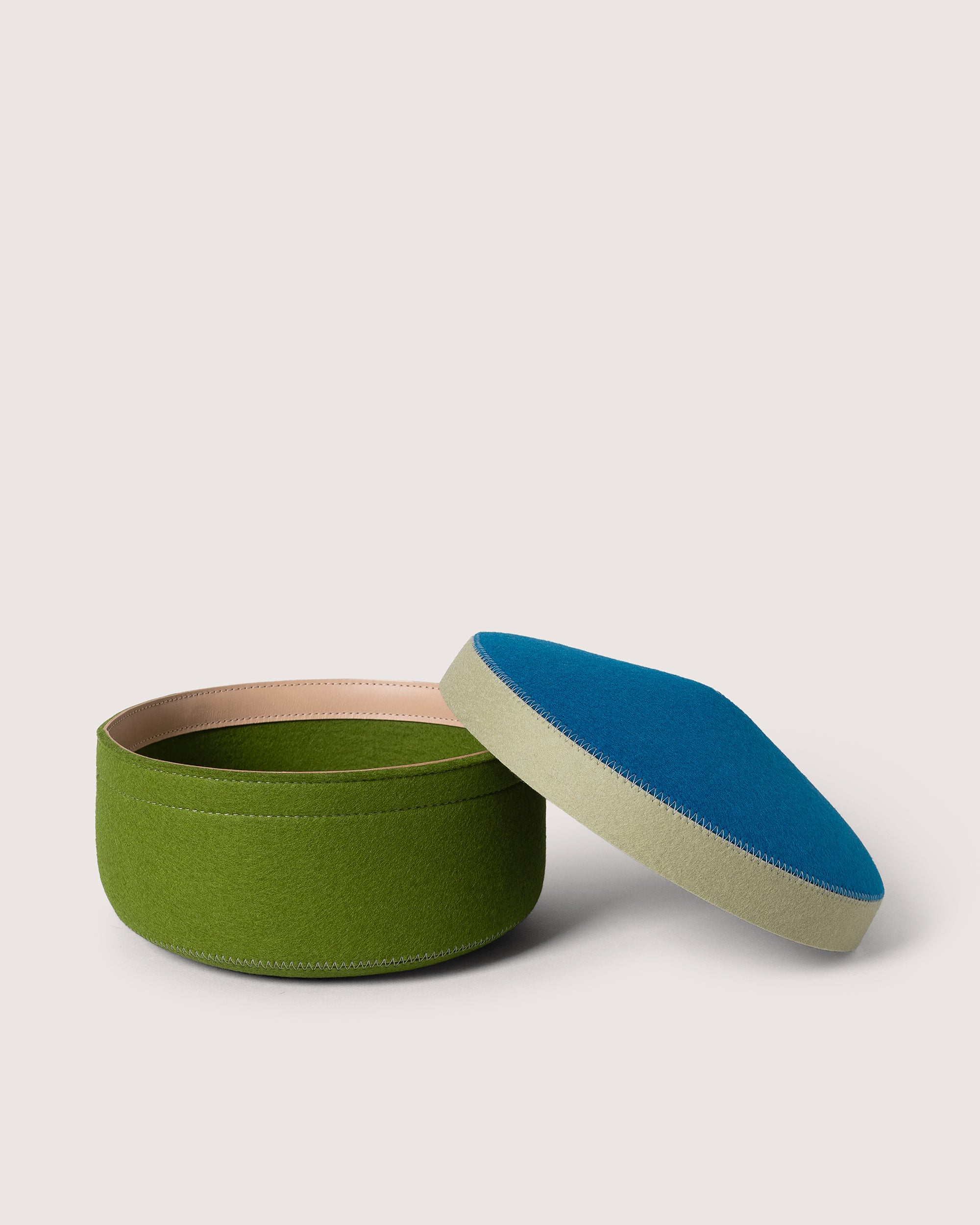 Merino Wool Medium Bin w/ Lid