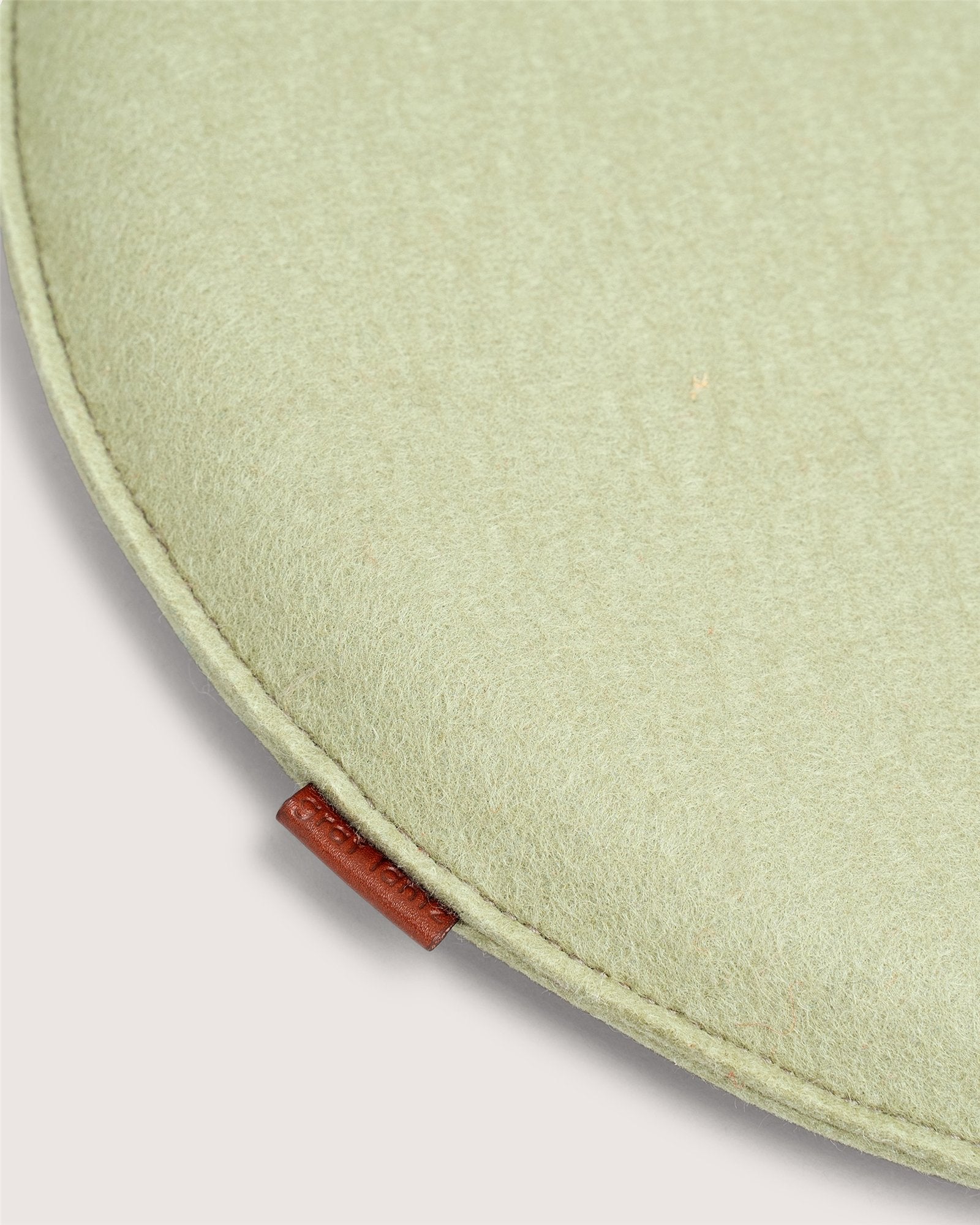 Zabuton Merino Wool Round Seat Cushion