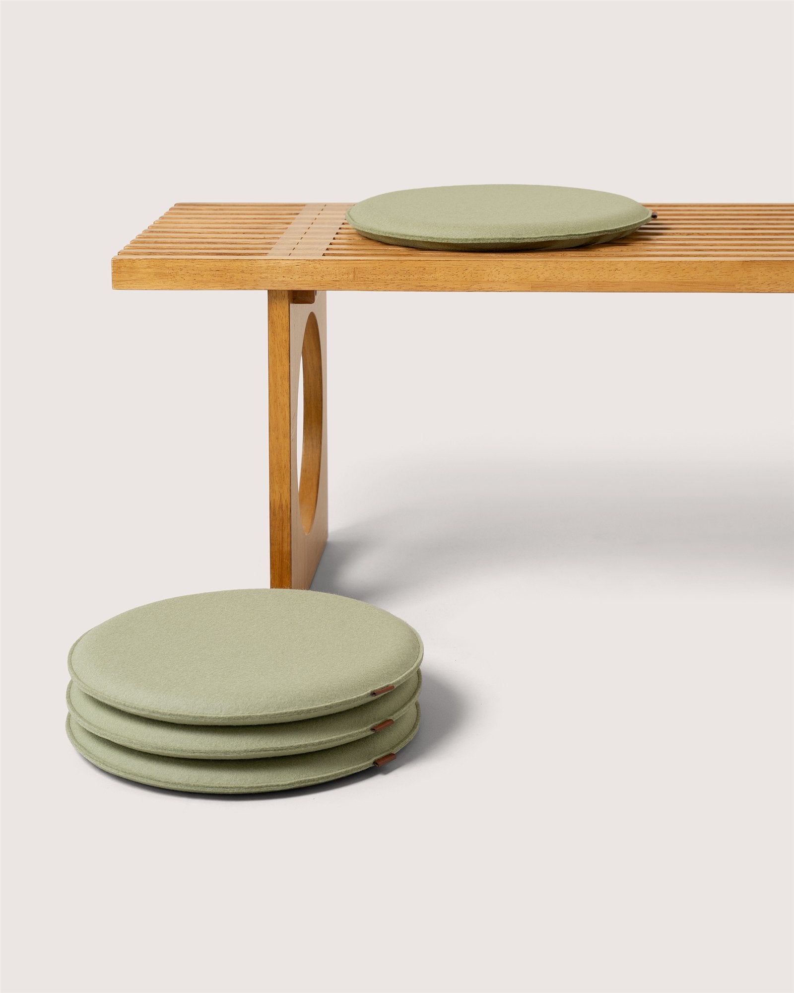 Zabuton Merino Wool Round Seat Cushion