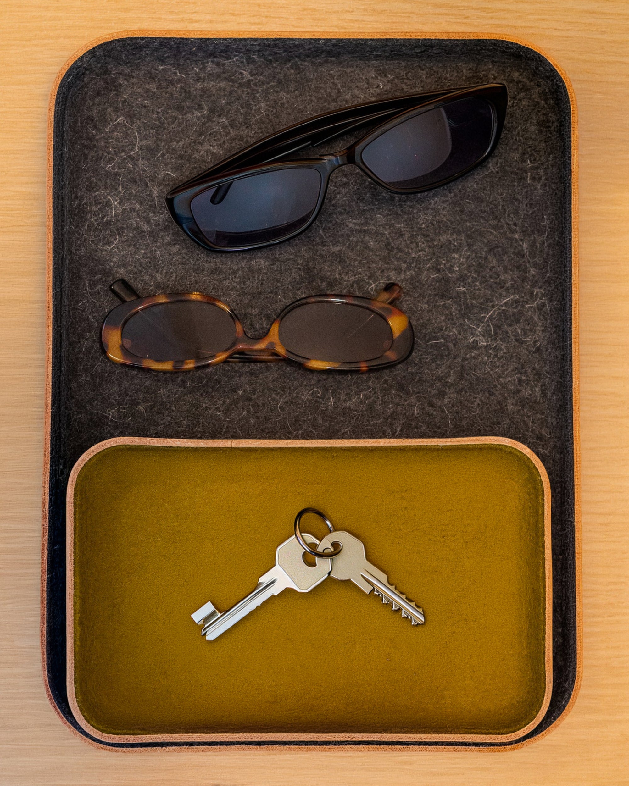 Kawabon Leather/Merino Wool Large Tray
