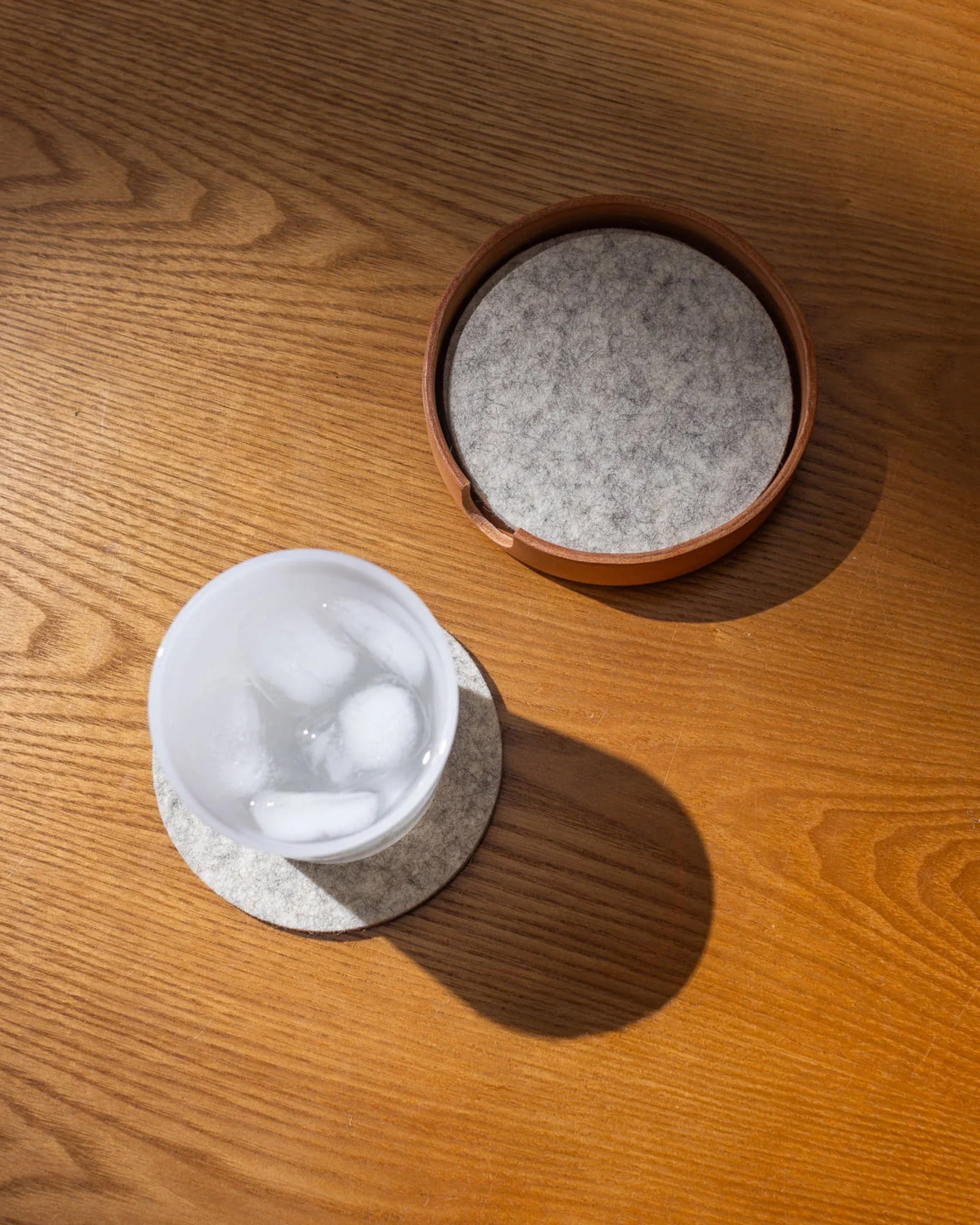 Kobon Leather/Merino Wool Round Tray 4 Pack Coaster Set