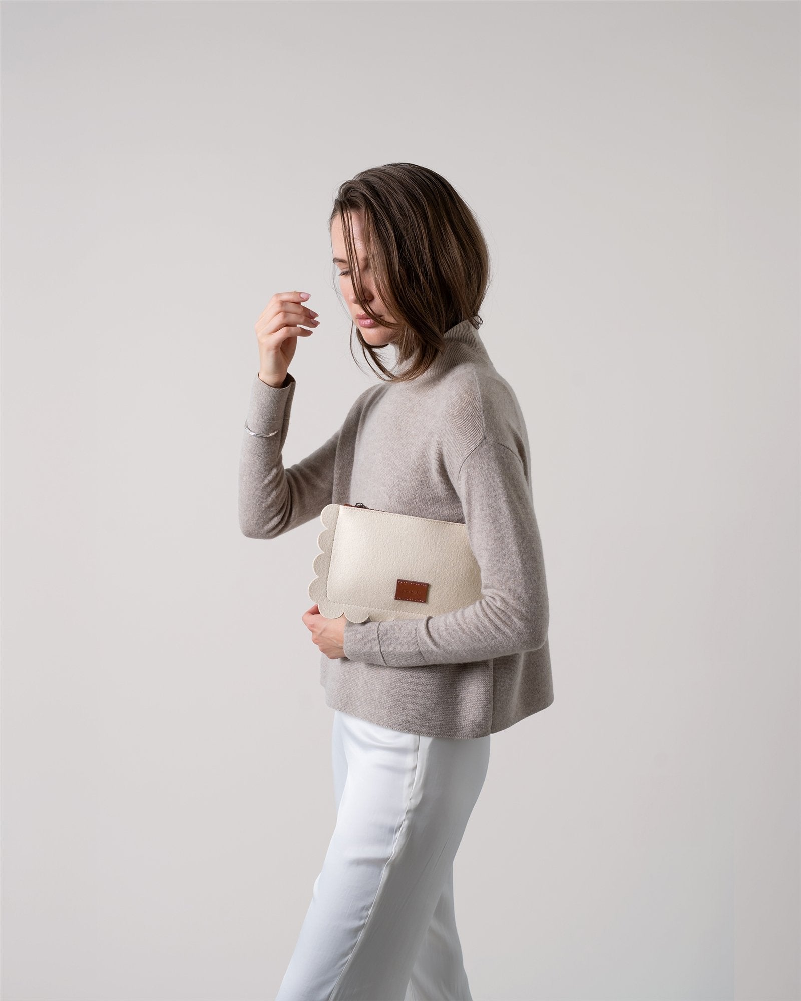 Deco Edge Merino Wool Pouch