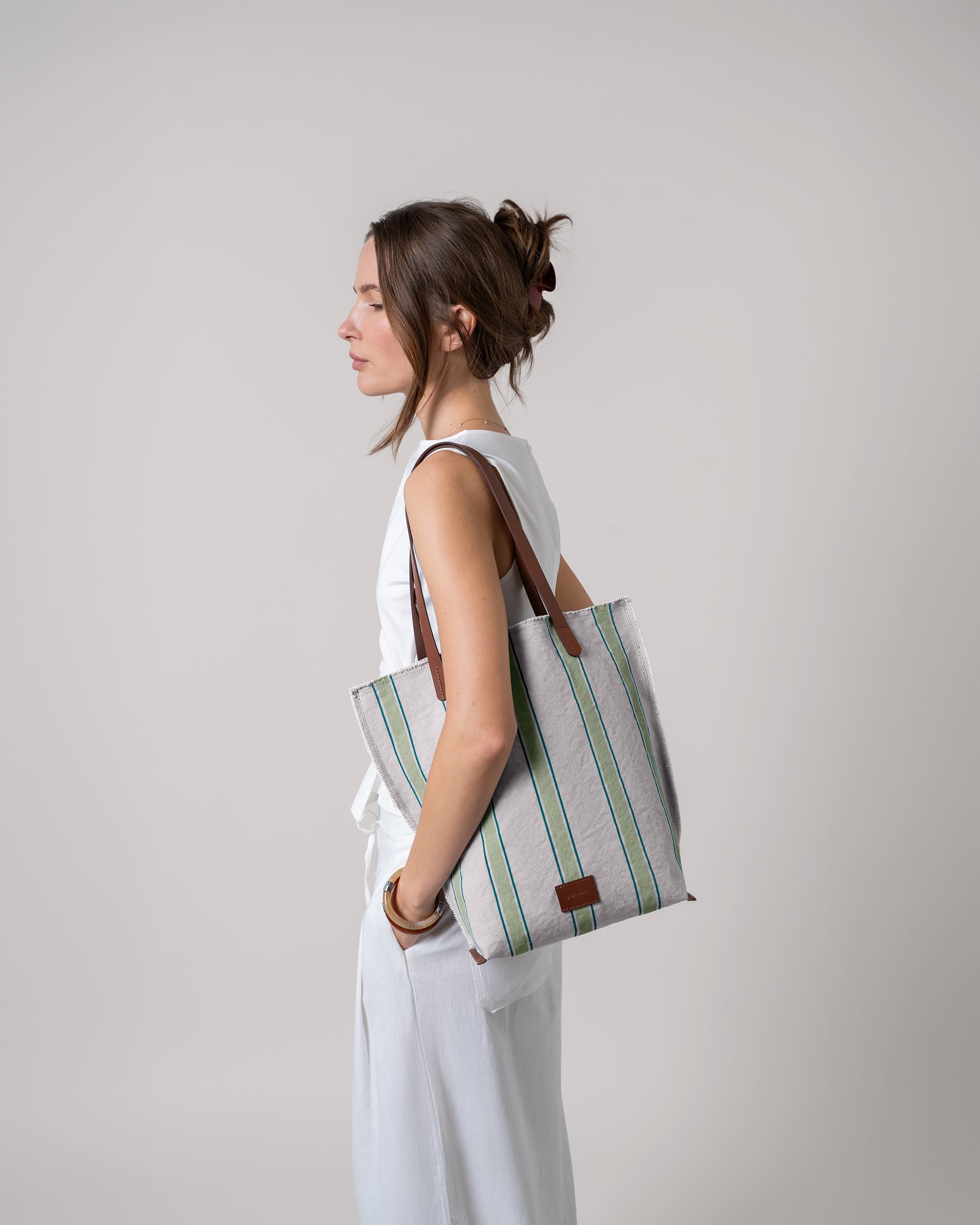 Hana Canvas Tote