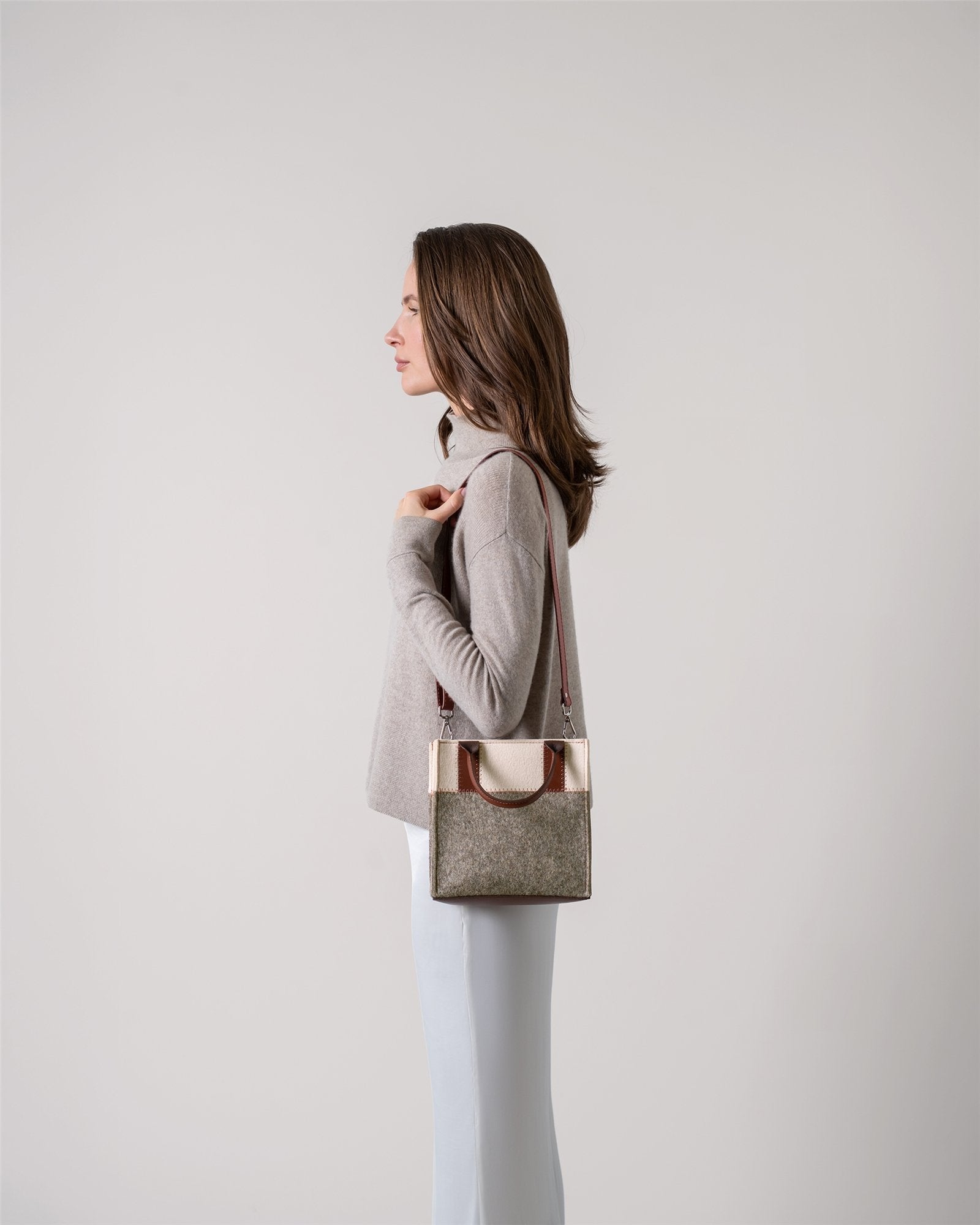 Jaunt Merino Wool Crossbody