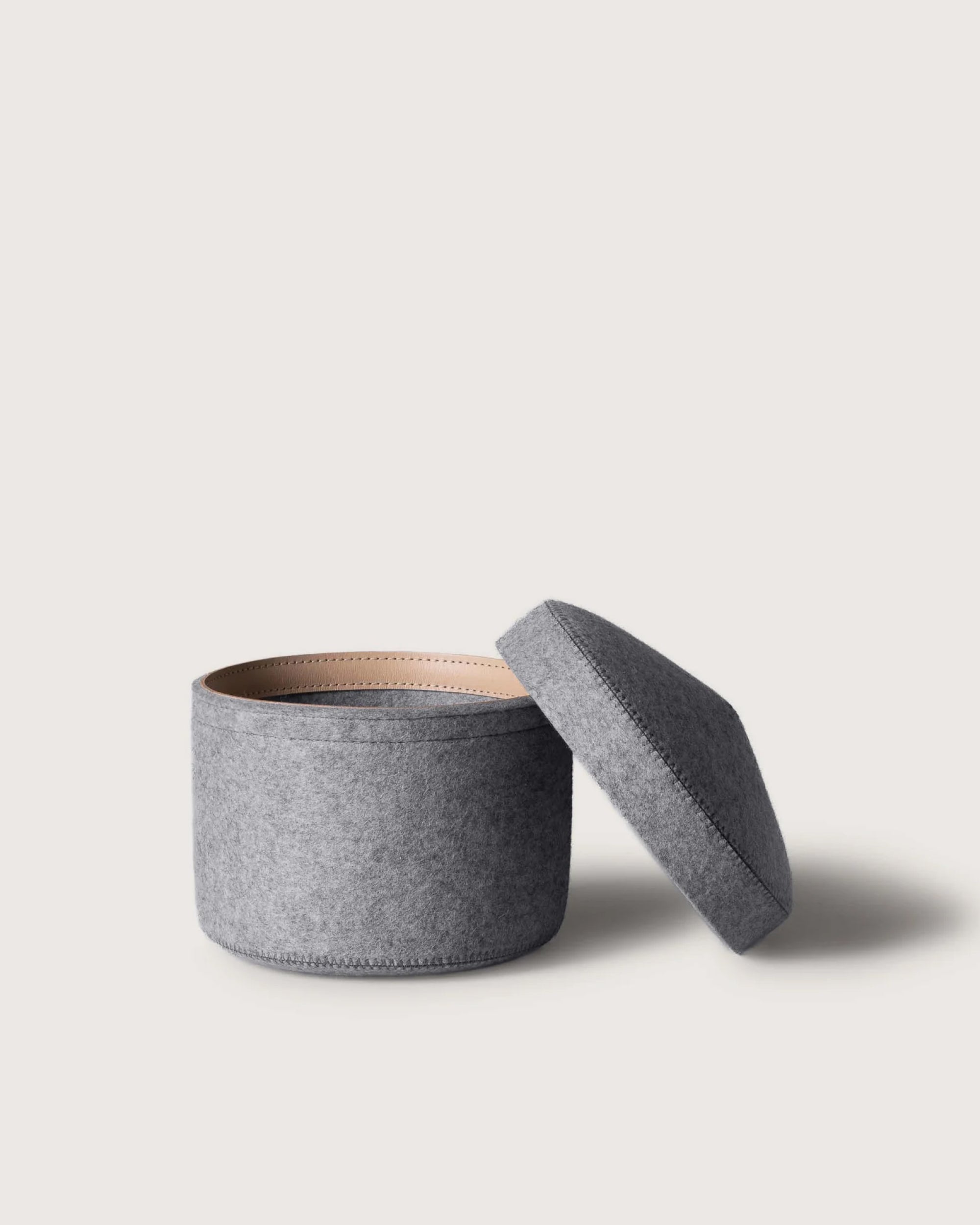 Merino Wool Small Bin w/ Lid
