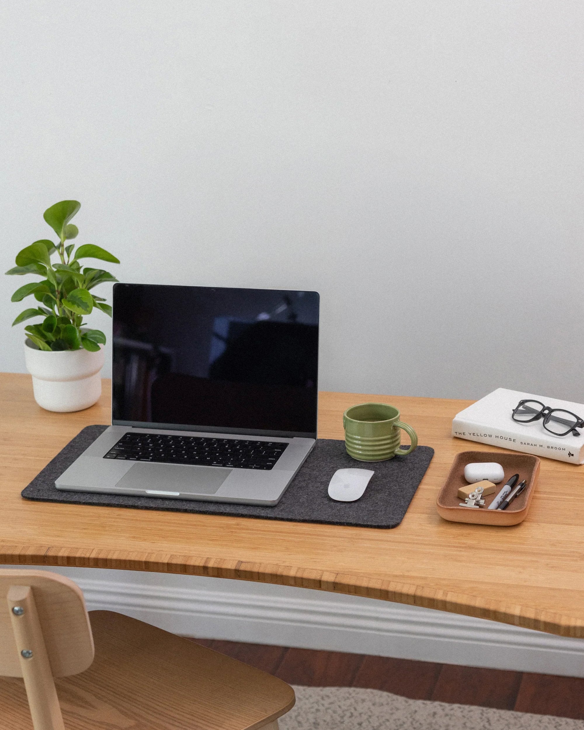 Mosen Merino Wool Medium Desk Pad
