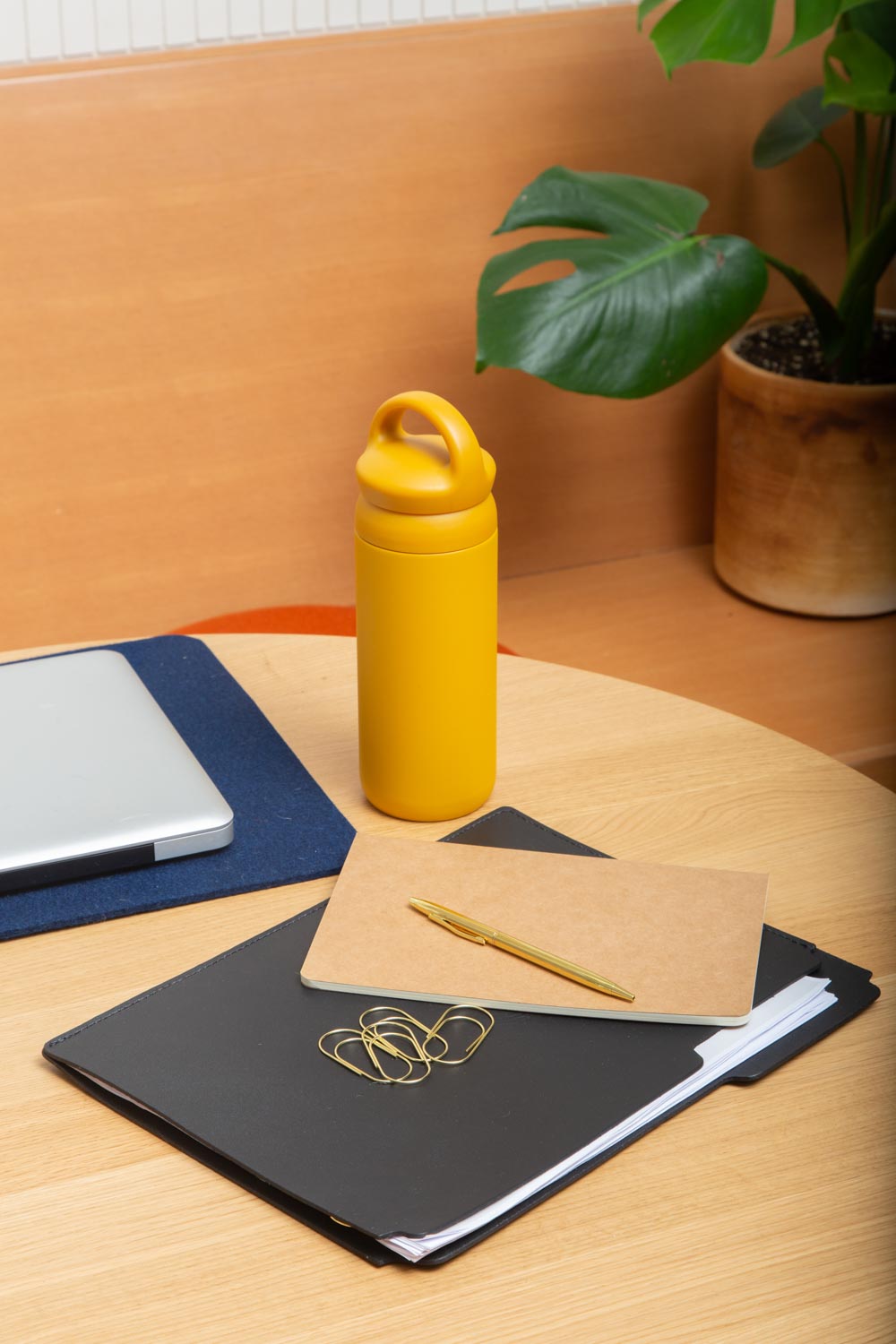 Fiaru Folder Leather (3709841244224)